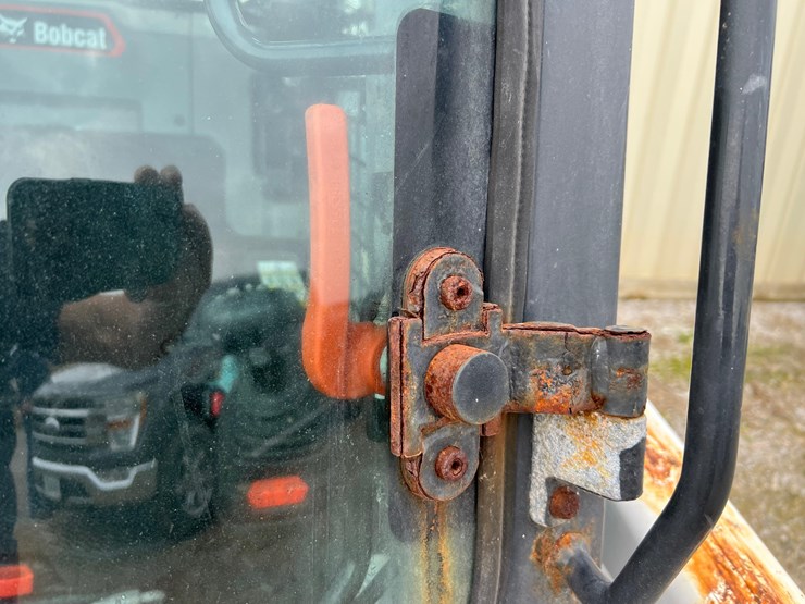 2021-bobcat-s66-image-21