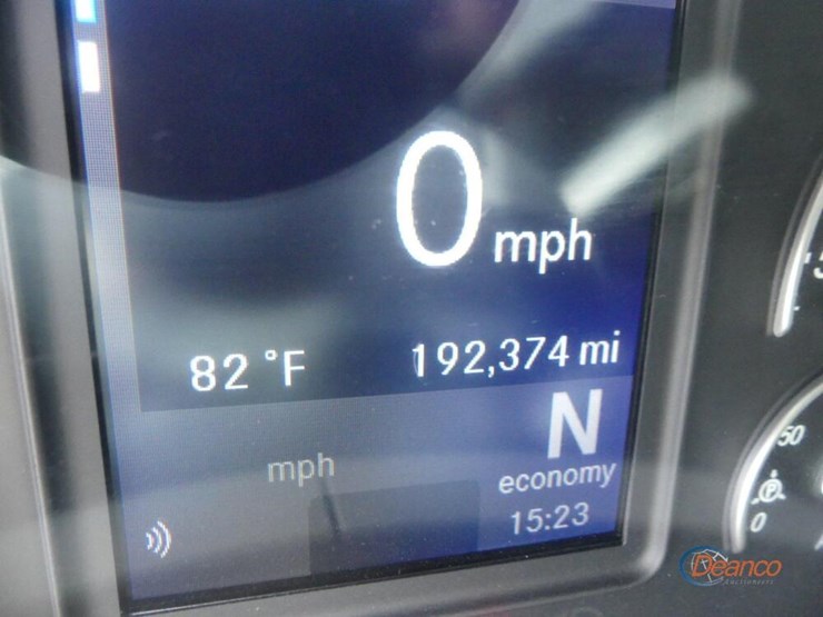 2023-freightliner-cascadia-116-image-18