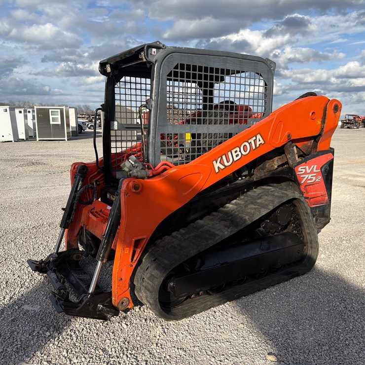 KUBOTA SVL75-2
