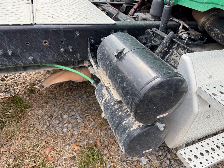 #40990-•-2019-freightliner-cascadia-s/a-daycab-truck-tractor-vin:-3akjgbdv5ksks6034-image-41