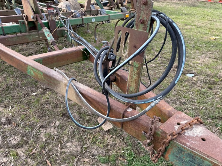 john-deere-38-image-44