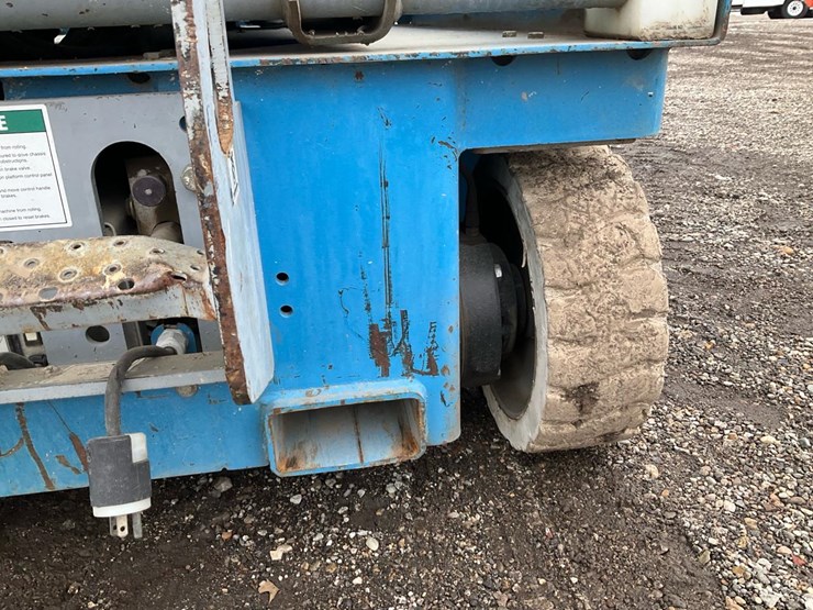 2003-genie-gs3246-image-26