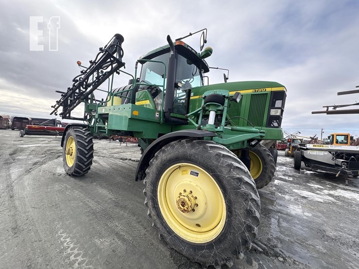 1997-john-deere-4700-image-1