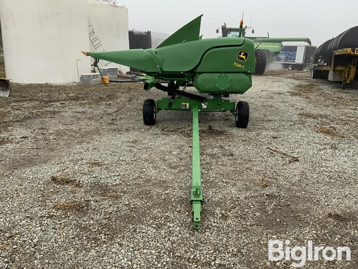 2019-john-deere-708c-image-8