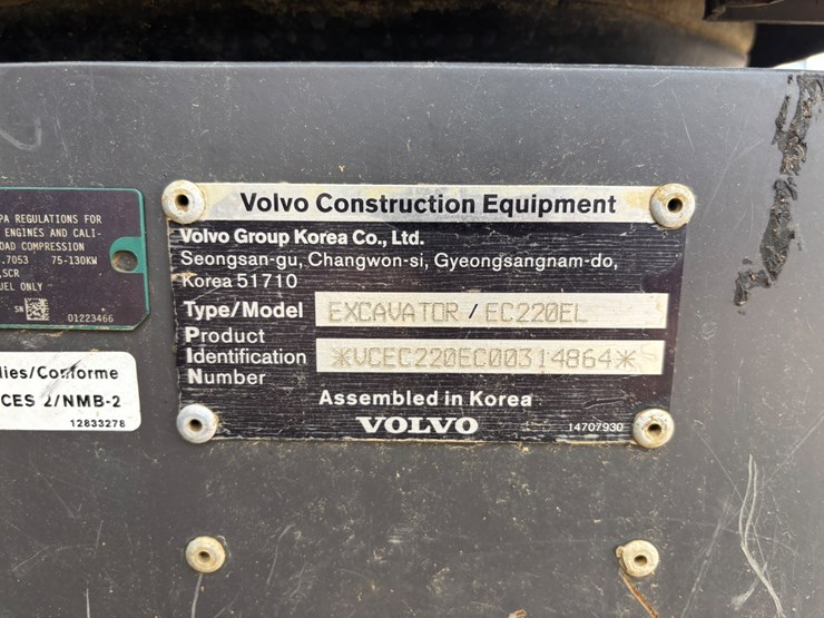 2022-volvo-ec220el-image-25