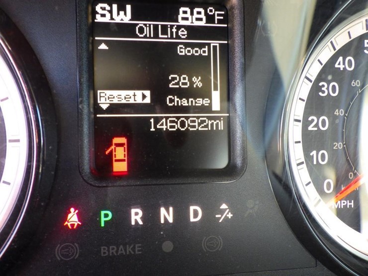 2018-dodge-3500-image-14