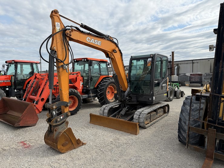 2019-case-cx57c-image-1