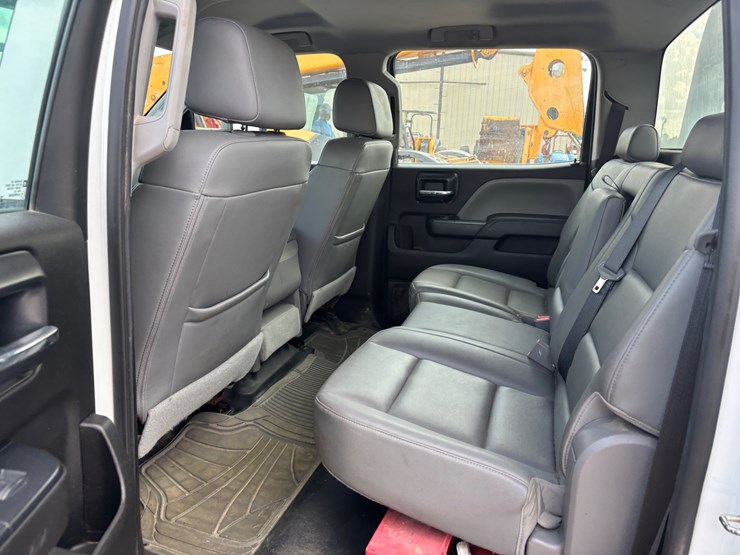 2020-gmc-3500hd-image-10