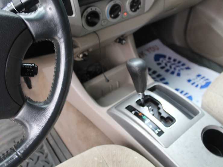 toyota-tacoma-image-9