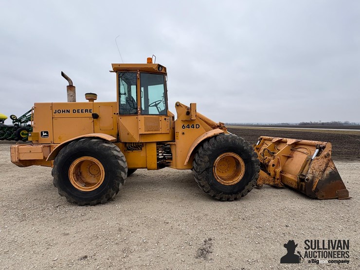 deere-644d-image-4