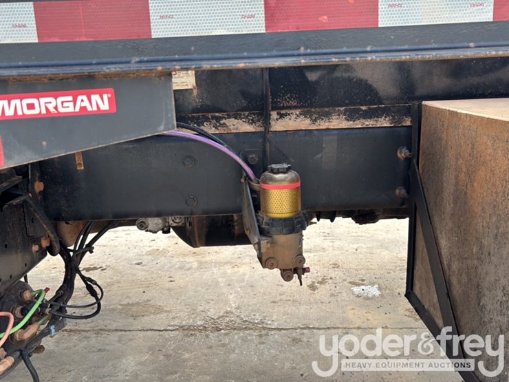 2015-international-4400-image-21