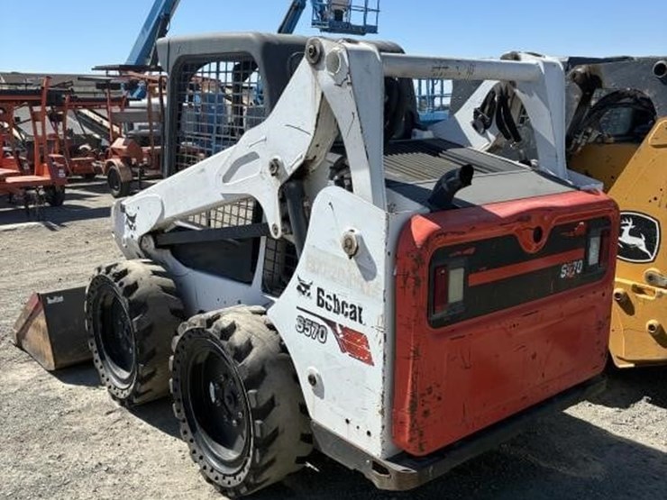 2018-bobcat-s570-image-4