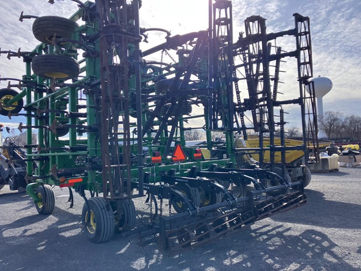 john-deere-2210-image-10