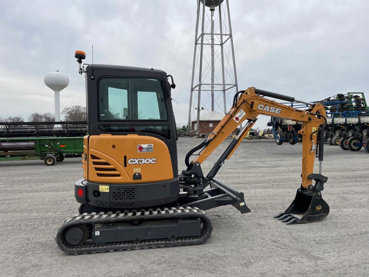 2024-case-cx30c-image-20