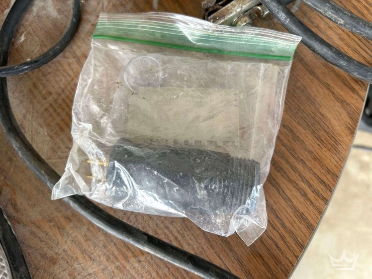 2018-holbart-210-mvp-mig-welder-image-6