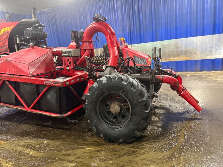 2017-nuhn-lagoon-crawler-image-6