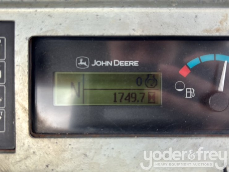 2018-deere-310l-image-52