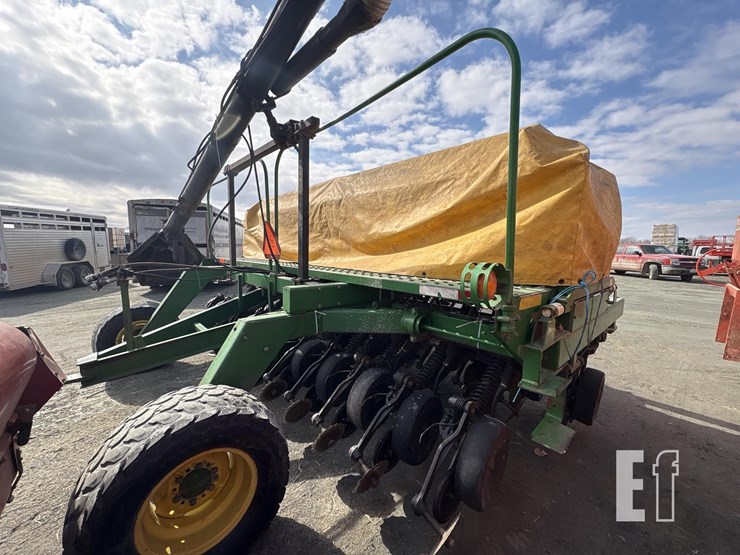 john-deere-1560-image-9