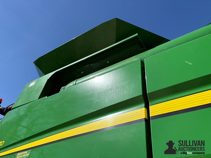 2015-john-deere-s670-image-13