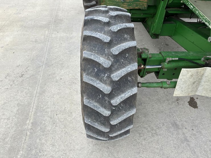 1990-john-deere-9500-image-43