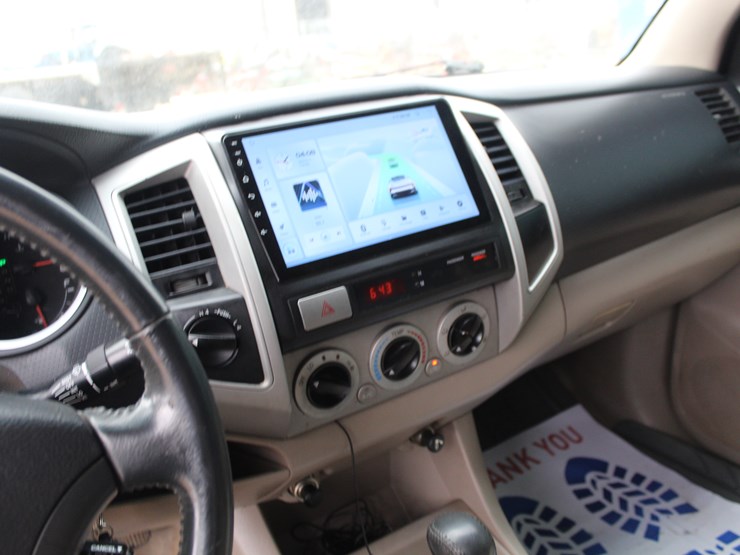 toyota-tacoma-image-8