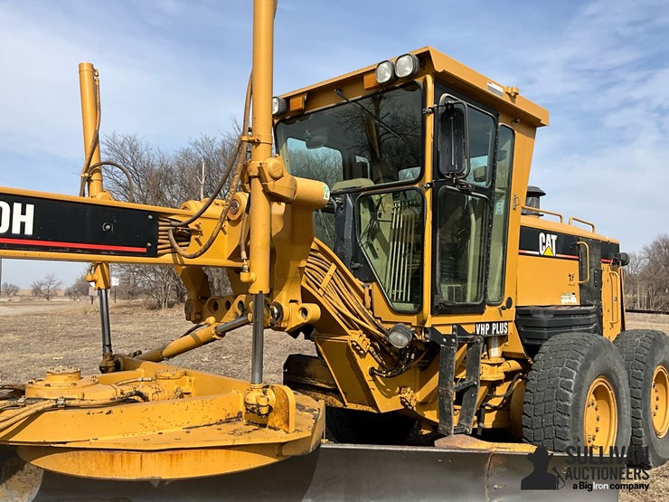 2002-caterpillar-140h-vhp-plus-image-14