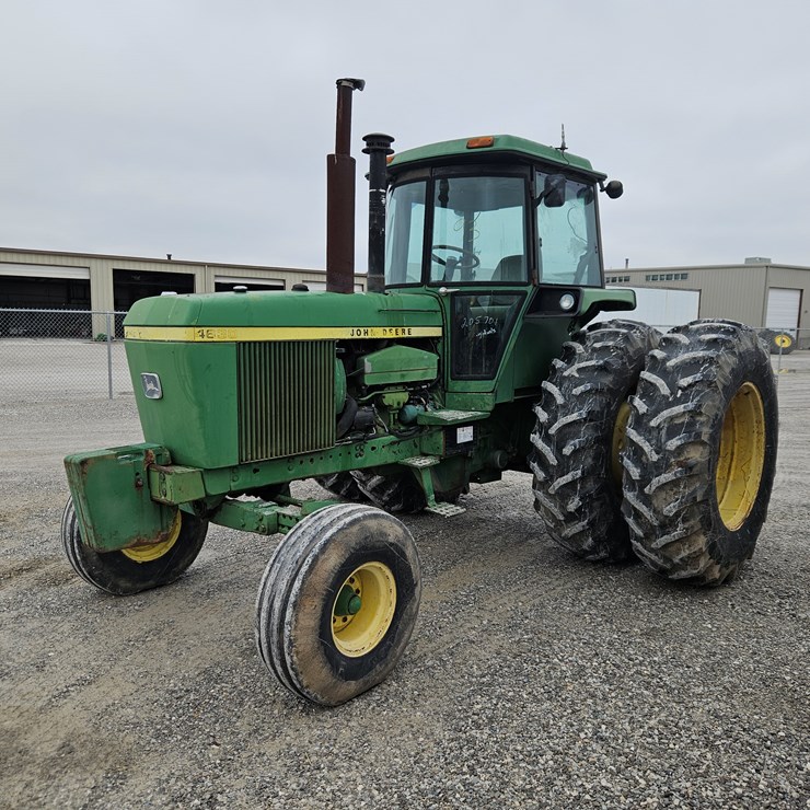 1977 JOHN DEERE 4630