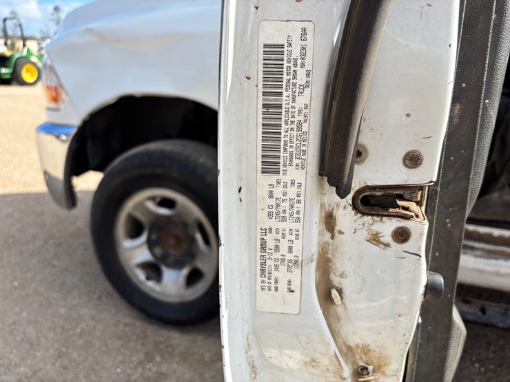 2012-dodge-ram-2500-image-16