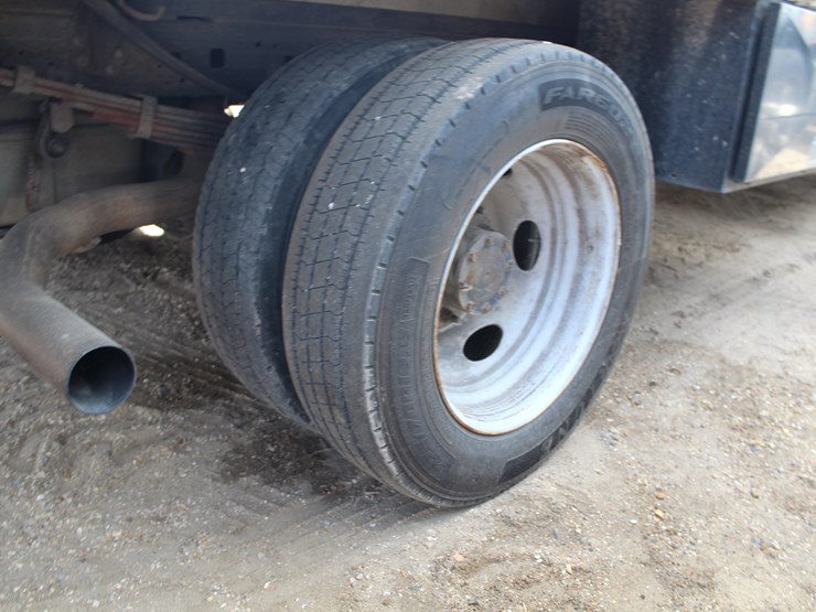 2006-ford-f450-image-8