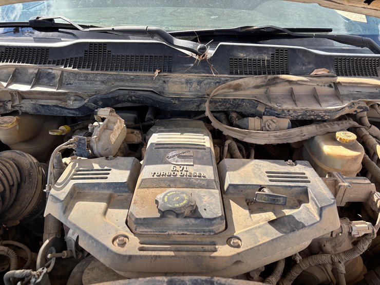 2012-dodge-ram-2500-image-15