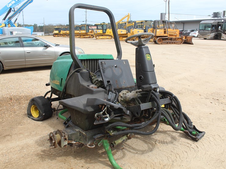 john-deere-la-image-2