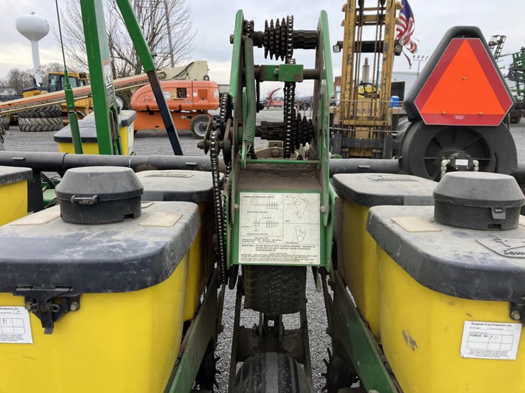 john-deere-1760-image-12