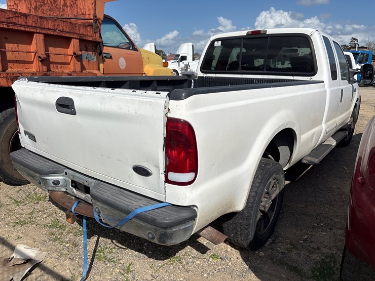 2002-ford-f350-image-3