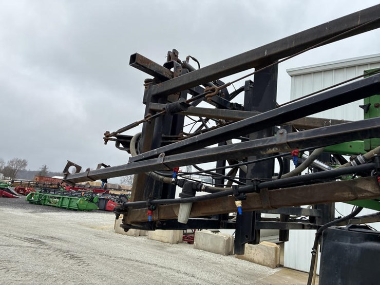 2000-john-deere-6700-image-20