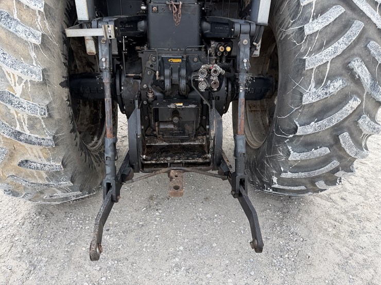 1977-white-2-155-image-7