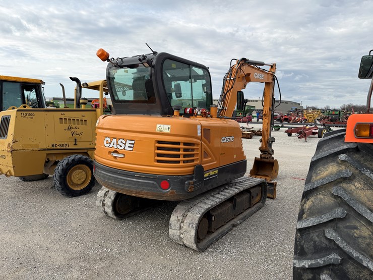 2019-case-cx57c-image-19