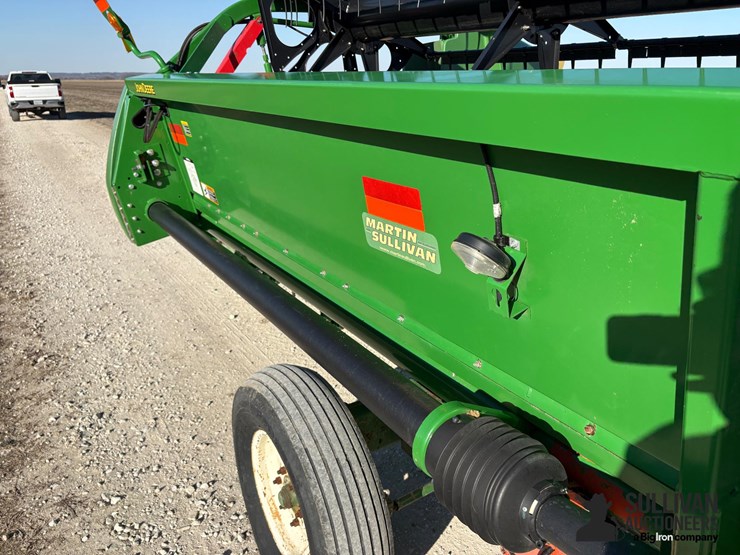 2017-john-deere-635f-image-13