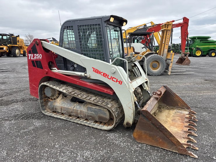 takeuchi-tl250-image-7