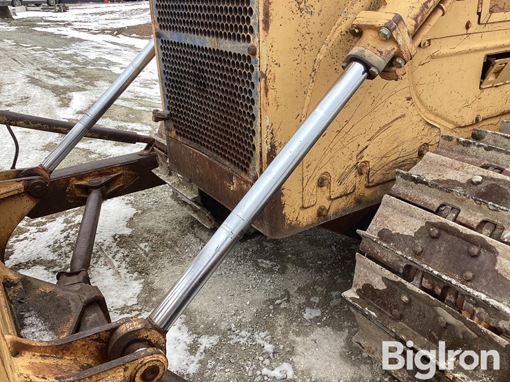 komatsu-d68e-image-14