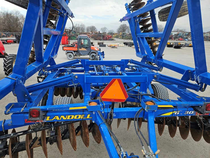 2013-landoll-6230-33-image-12