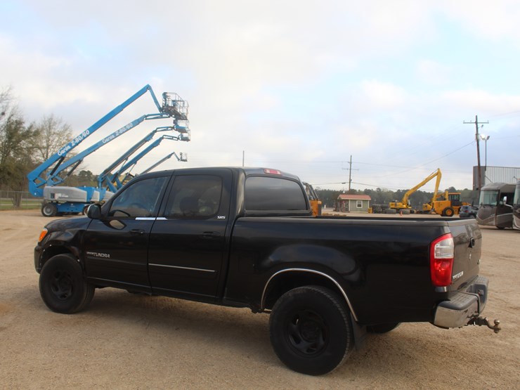 2006-toyota-tundra-image-4