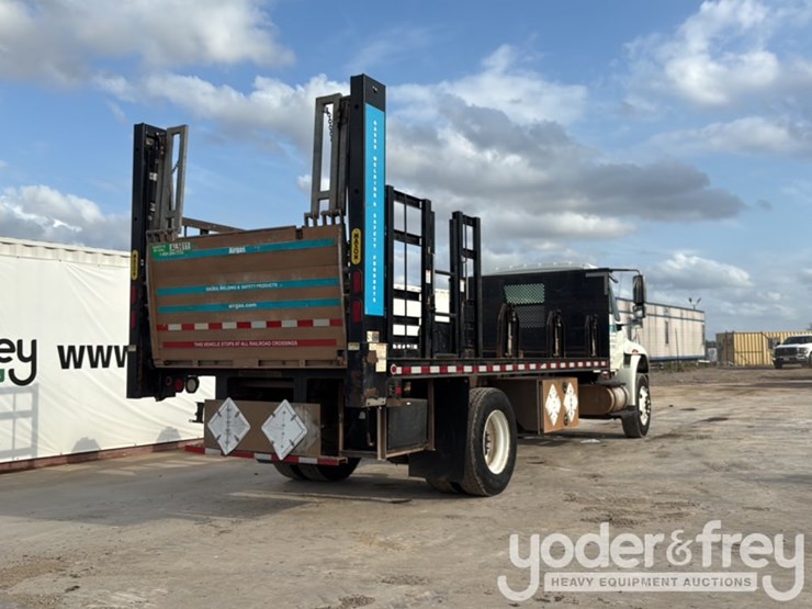 2015-international-4400-image-5