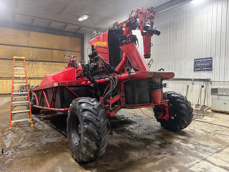 2017-nuhn-lagoon-crawler-image-5