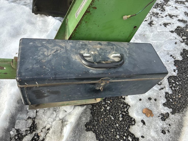 john-deere-158-image-16