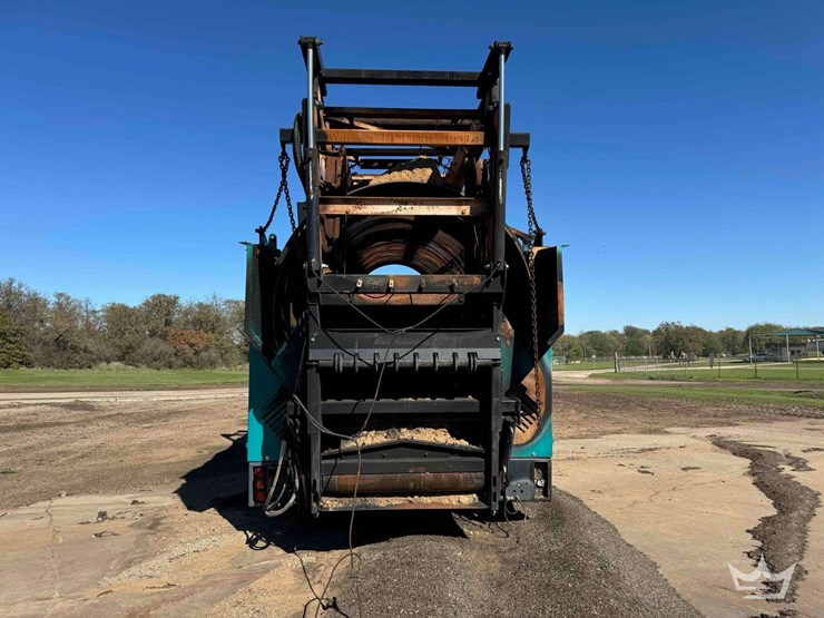 2022-powerscreen-phoenix-3300-image-2