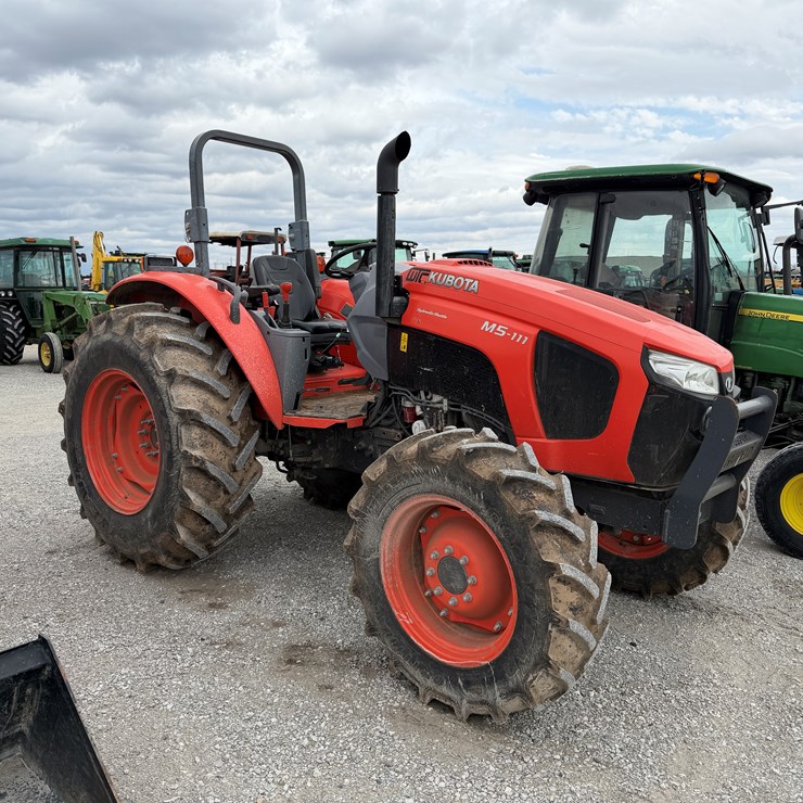 2018 KUBOTA M5-111