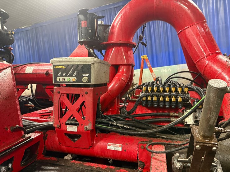 2017-nuhn-lagoon-crawler-image-20