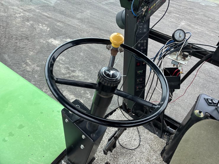 1993-john-deere-6500-image-52