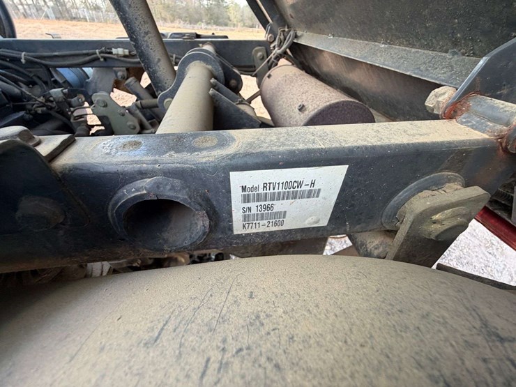 kubota-rtv1100-image-25