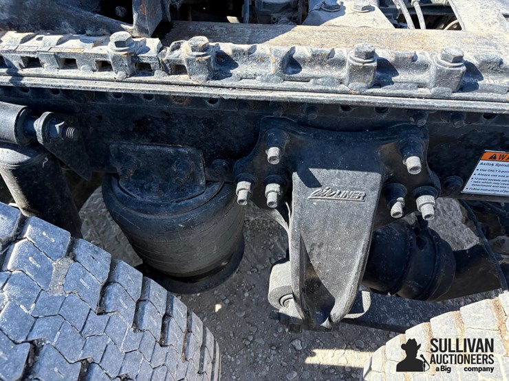 2006-freightliner-columbia-112-t/a-day-cab-truck-tractor-image-10